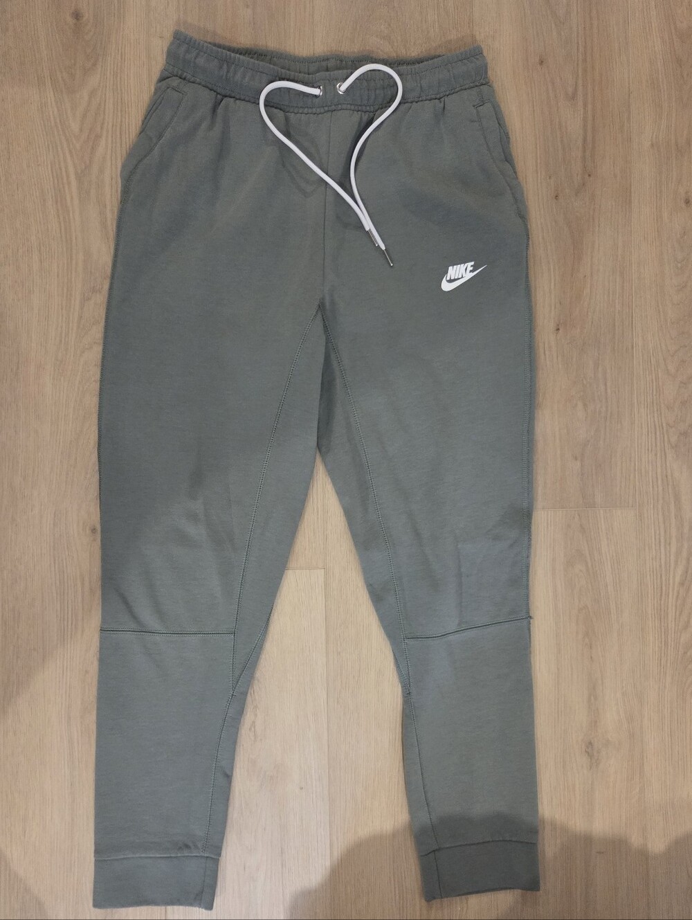 NIKE | Sage Green Joggers